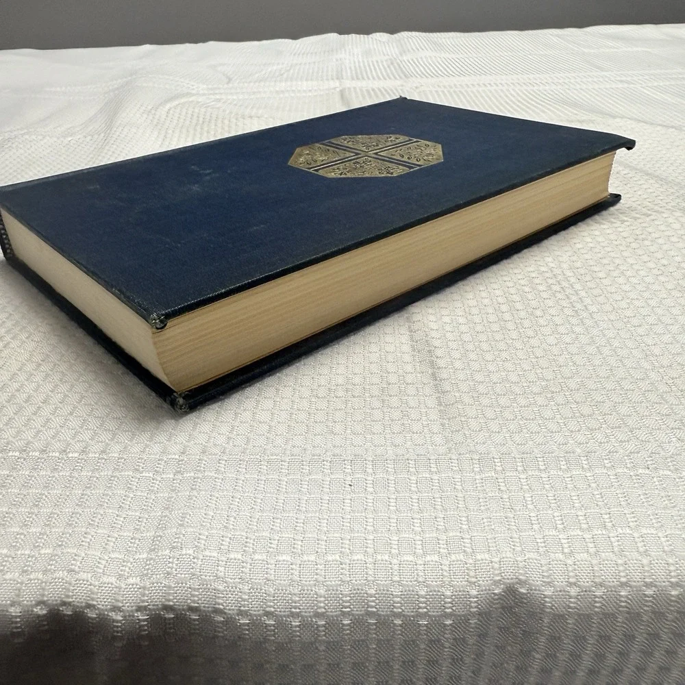 THE NEW‎ ENGLISH BIBLE New Testament by Oxford Cambridge 1961 Blue Hardcover